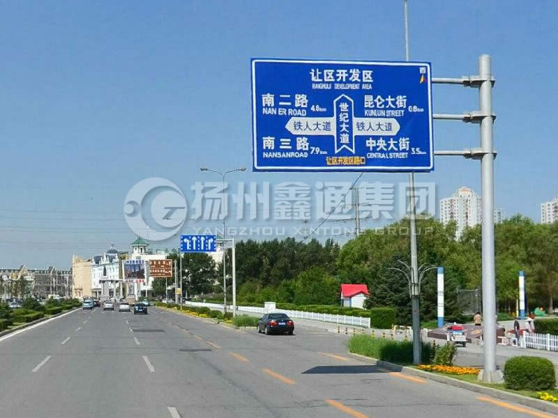 BZG-004，交通標(biāo)志桿，鍍鋅交通標(biāo)志桿