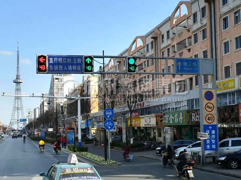 XHDG-022，框架信號(hào)燈桿