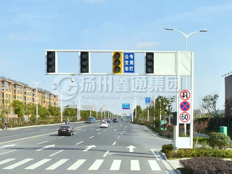 XHDG-024，框架信號(hào)燈桿，揚(yáng)州信號(hào)燈桿